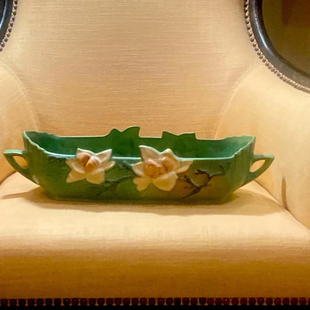 Vintage Art Console Roseville Magnolia Pottery. Handled rectangular Green/Pink. - Picture 2 of 12